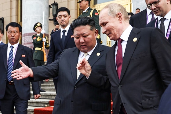 TOPSHOT-CHINA-RUSSIA-NKOREA-UKRAINE-CONFLICT-DIPLOMACY