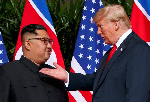 2018 photo of President Donald Trump and Kim Jong Un 