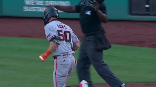 nbc_mlb_sflittlehr_260823.jpg