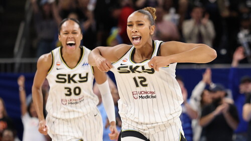 nbc_wnba_gsvvchi_260821.jpg
