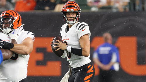 nbc_pft_joeburrow_260821.jpg